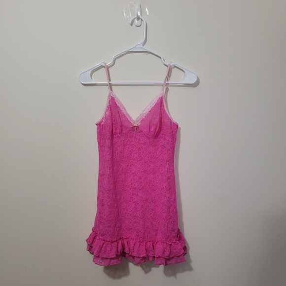 Victoria secret pink lace dress with ruffled hem - Picture 2 of 5